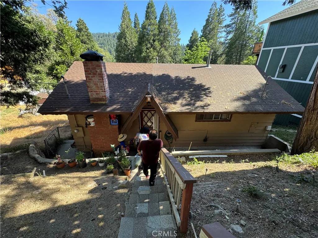 Crestline, CA 92325,23789 Zuger