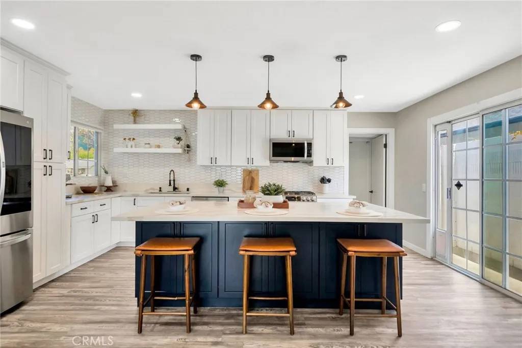 Costa Mesa, CA 92626,587 Traverse Drive