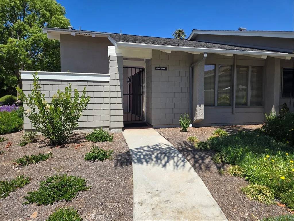 Huntington Beach, CA 92646,8566 Larkhall Circle #808A