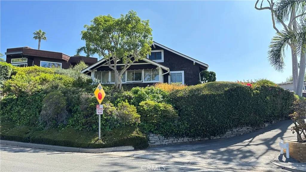 Laguna Beach, CA 92651,625 High Dr