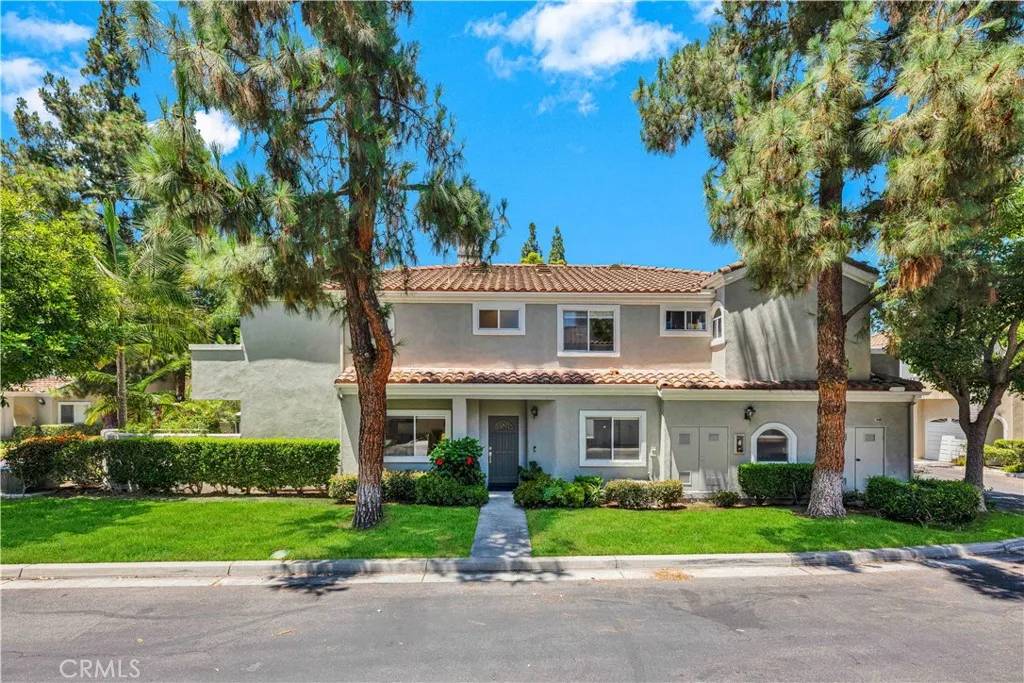 Aliso Viejo, CA 92656,3 Tortosa