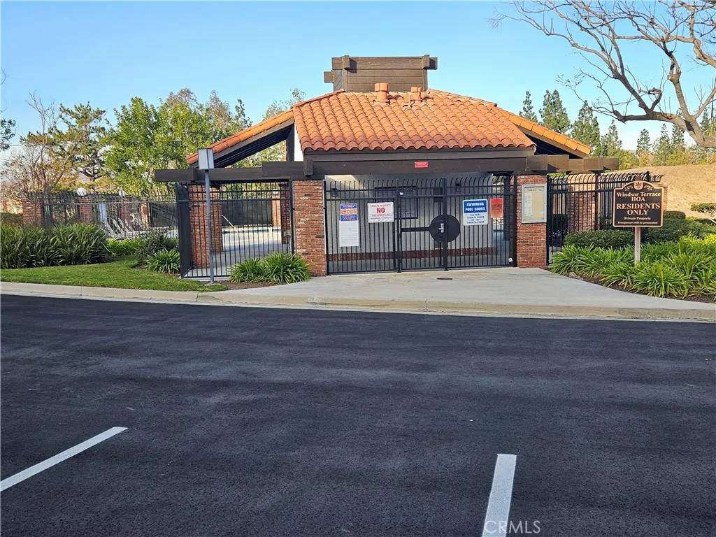 Anaheim, CA 92807,5997 E Calle Principia