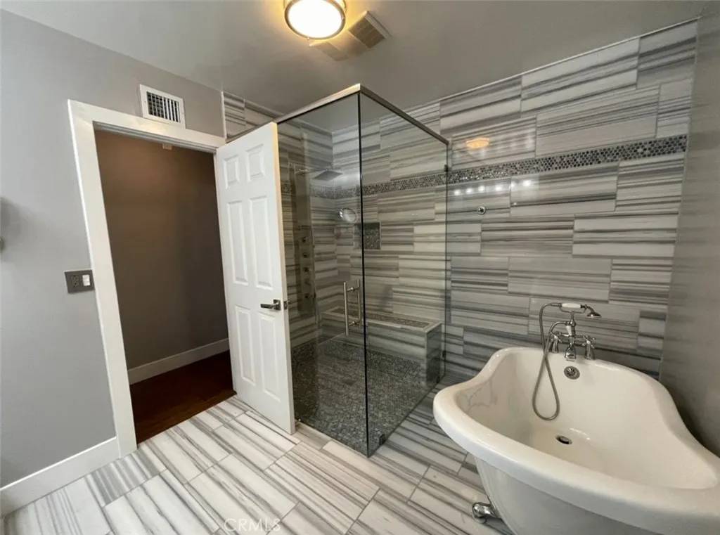 North Tustin, CA 92705,18742 Dodge Avenue