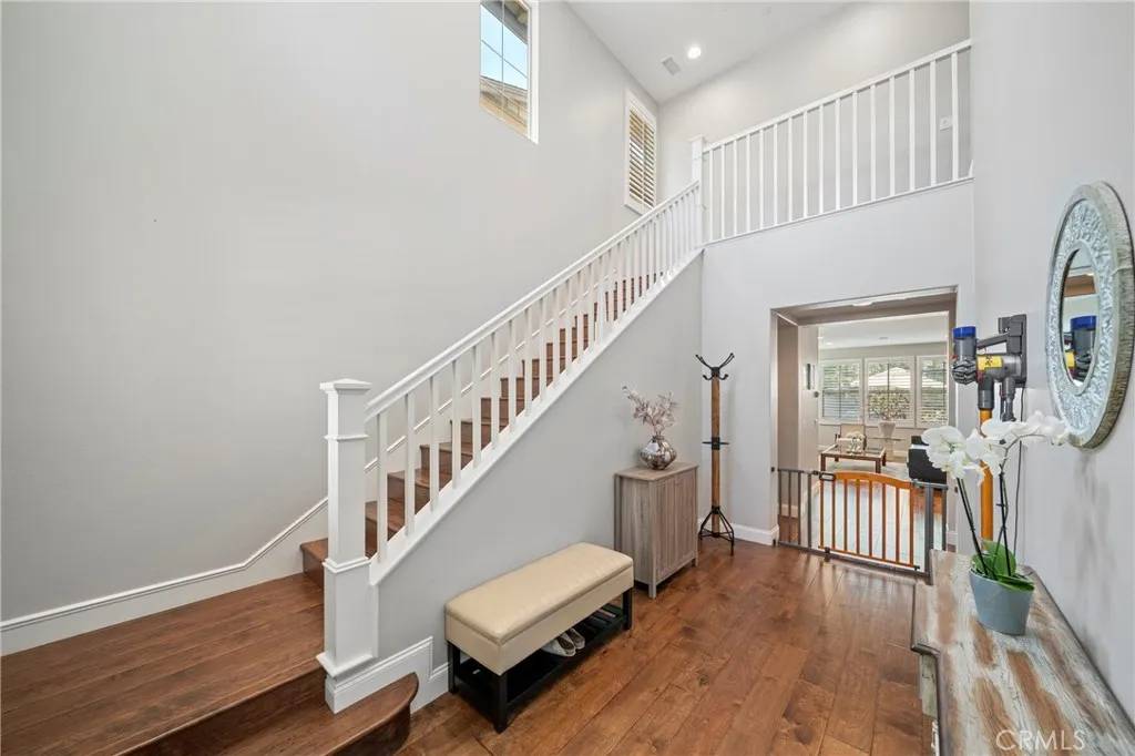 Irvine, CA 92618,132 Carrotwood
