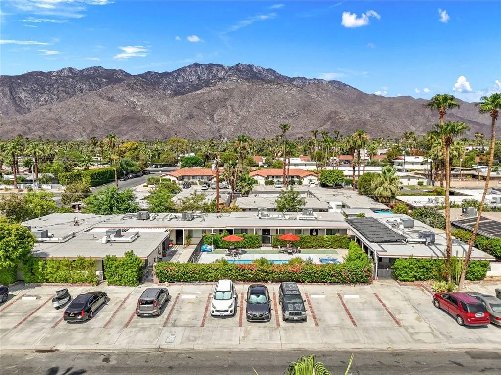 Palm Springs, CA 92264,579 S Highland Drive