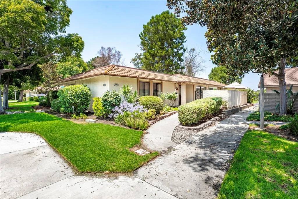 Laguna Woods, CA 92637,3093 Via Serena N #B