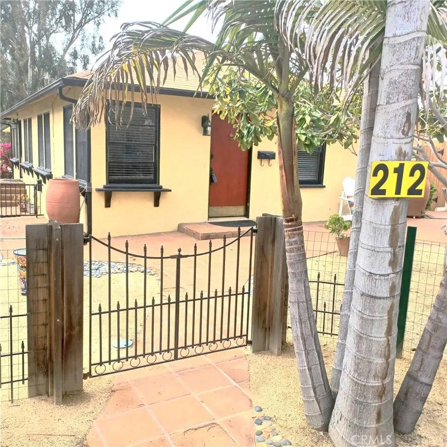 San Clemente, CA 92672,212 S Calle Seville #A