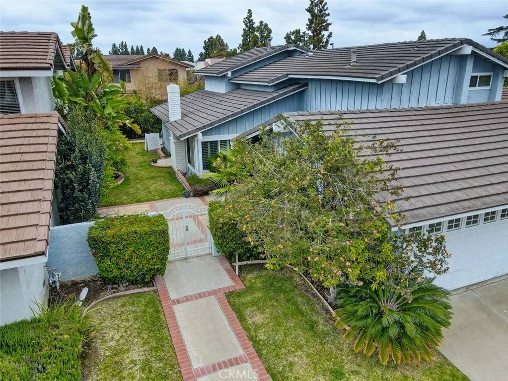 Irvine, CA 92604,8 Sparrowhawk