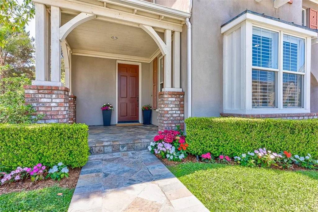 Irvine, CA 92618,17 Highfield Glen