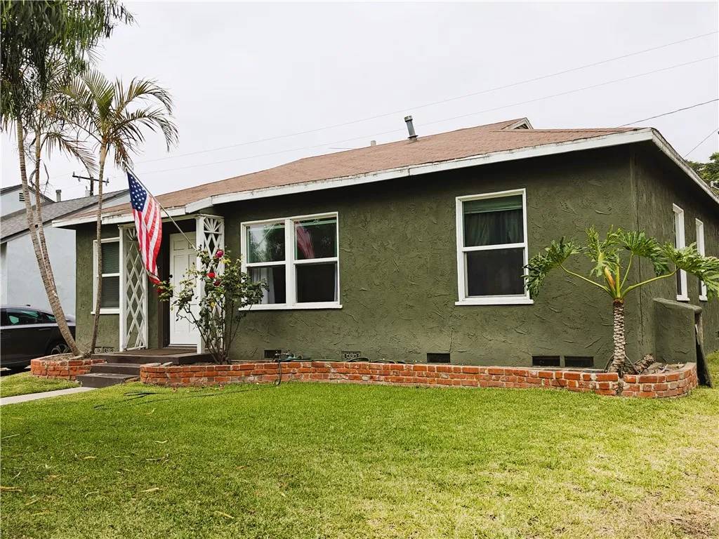 Long Beach, CA 90810,3541 Fashion Avenue