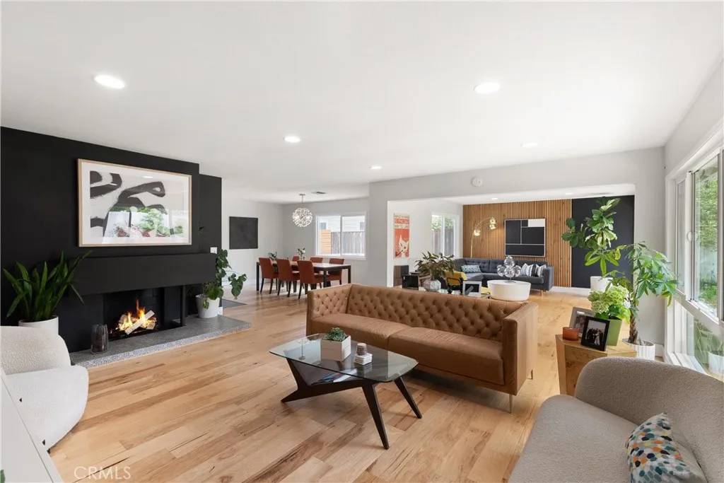 Costa Mesa, CA 92626,2008 N Capella Court