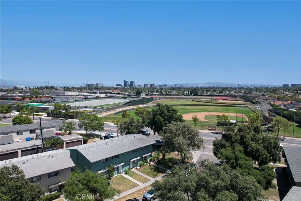 Santa Ana, CA 92707,2729 S Rosewood Avenue