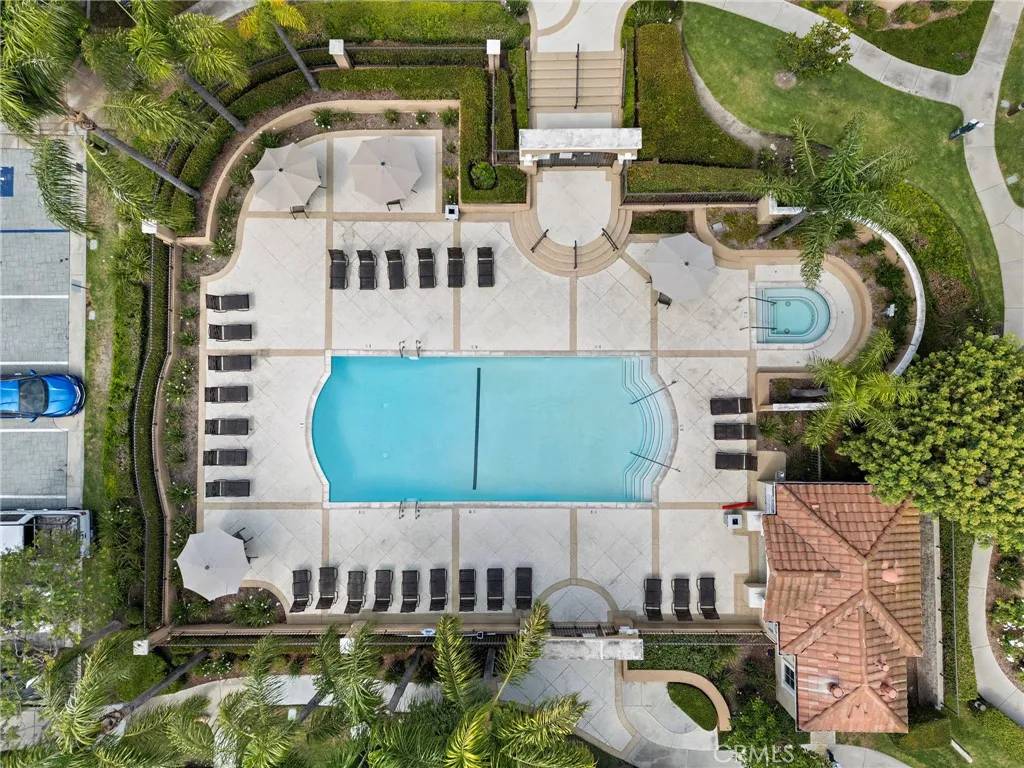 Aliso Viejo, CA 92656,20 Front Row