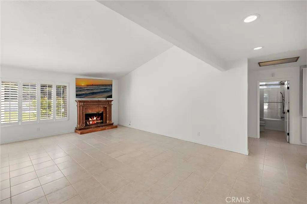 Mission Viejo, CA 92691,23866 Via Calzada