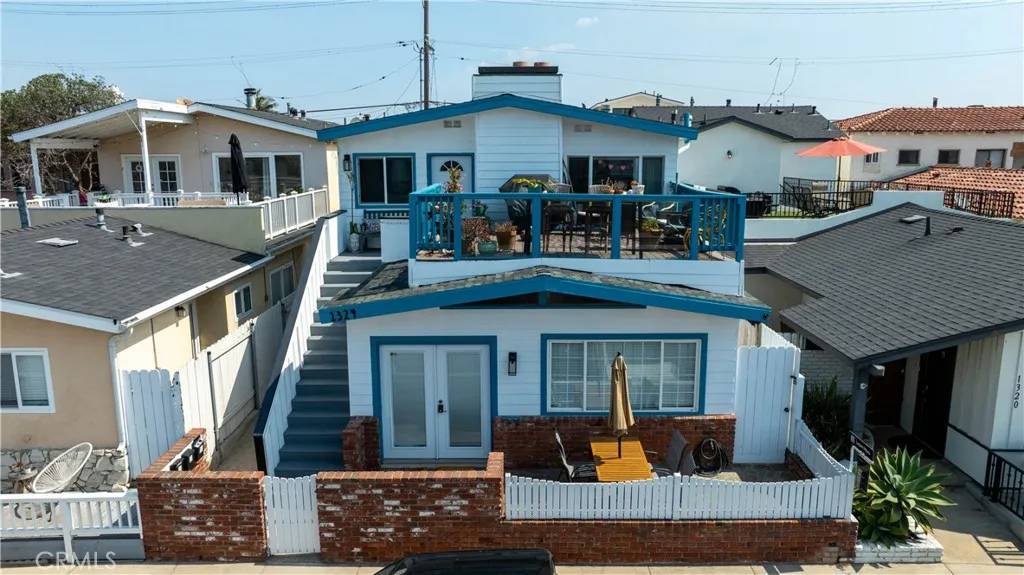 Newport Beach, CA 92661,1324 W Balboa Boulevard