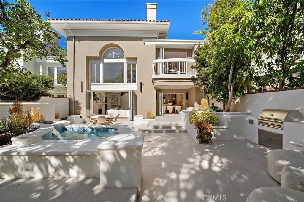 Newport Beach, CA 92660,48 Belcourt Drive #34