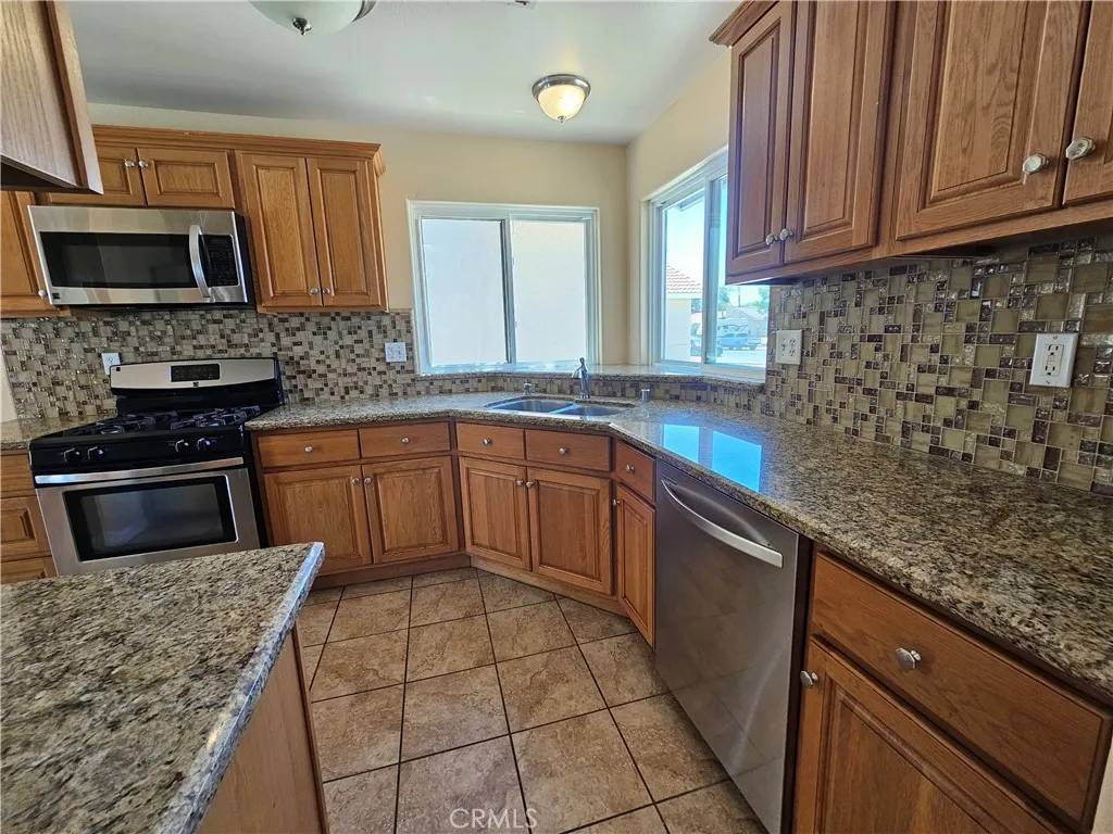 Bakersfield, CA 93313,5400 Sugar Pine Drive