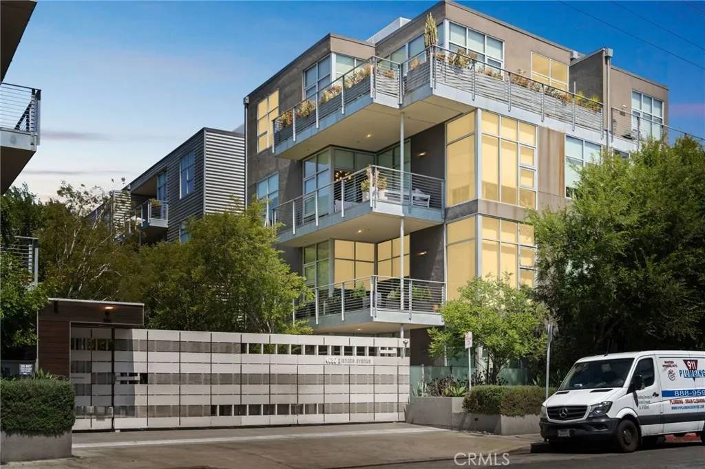 Marina Del Rey, CA 90292,4080 Glencoe #108