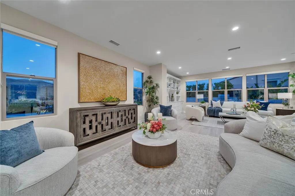 Irvine, CA 92602,100 Albero