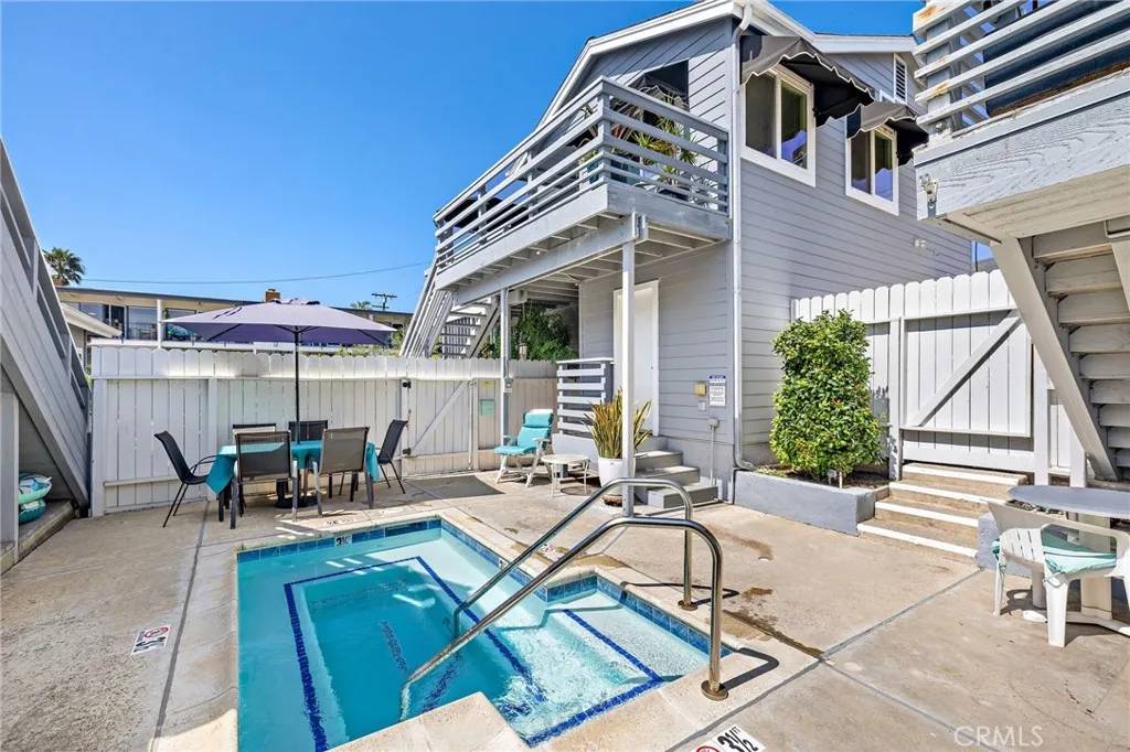 Laguna Beach, CA 92651,438 Cypress Drive #3