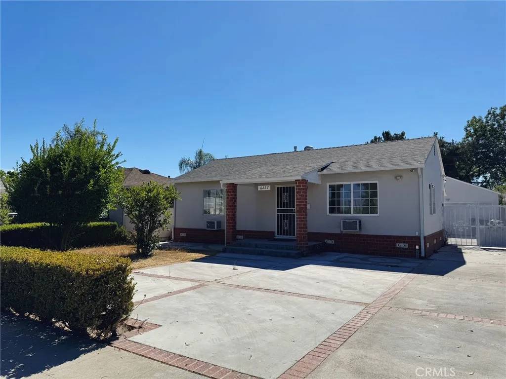 North Hollywood, CA 91606,6227 Willowcrest Avenue