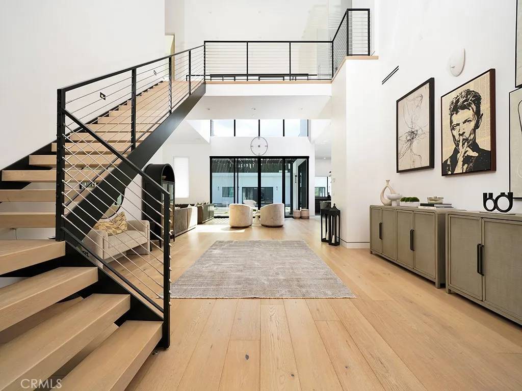 Villa Park, CA 92861,18852 Canyon Crest Drive