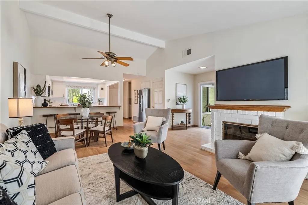 Irvine, CA 92604,22 Firebird #71