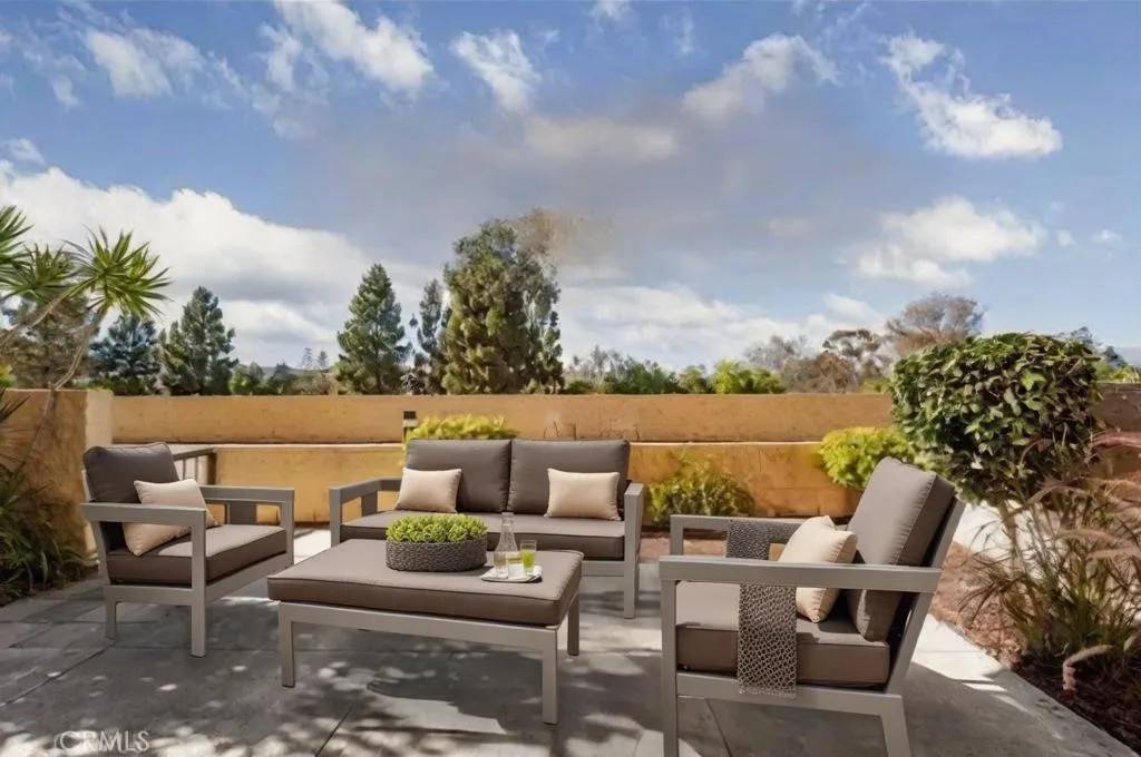 Laguna Woods, CA 92637,24055 Paseo Del Lago #103