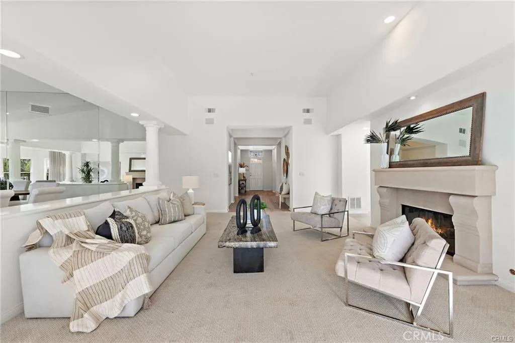 San Juan Capistrano, CA 92675,70 Plaza Cuesta