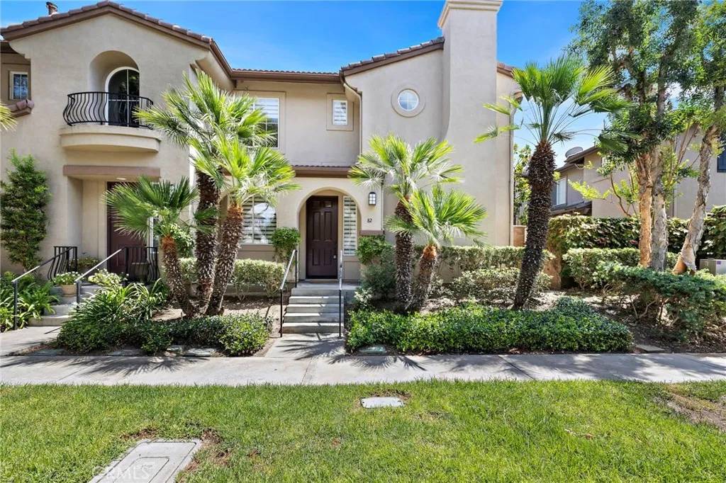 Irvine, CA 92602,82 Rosenblum