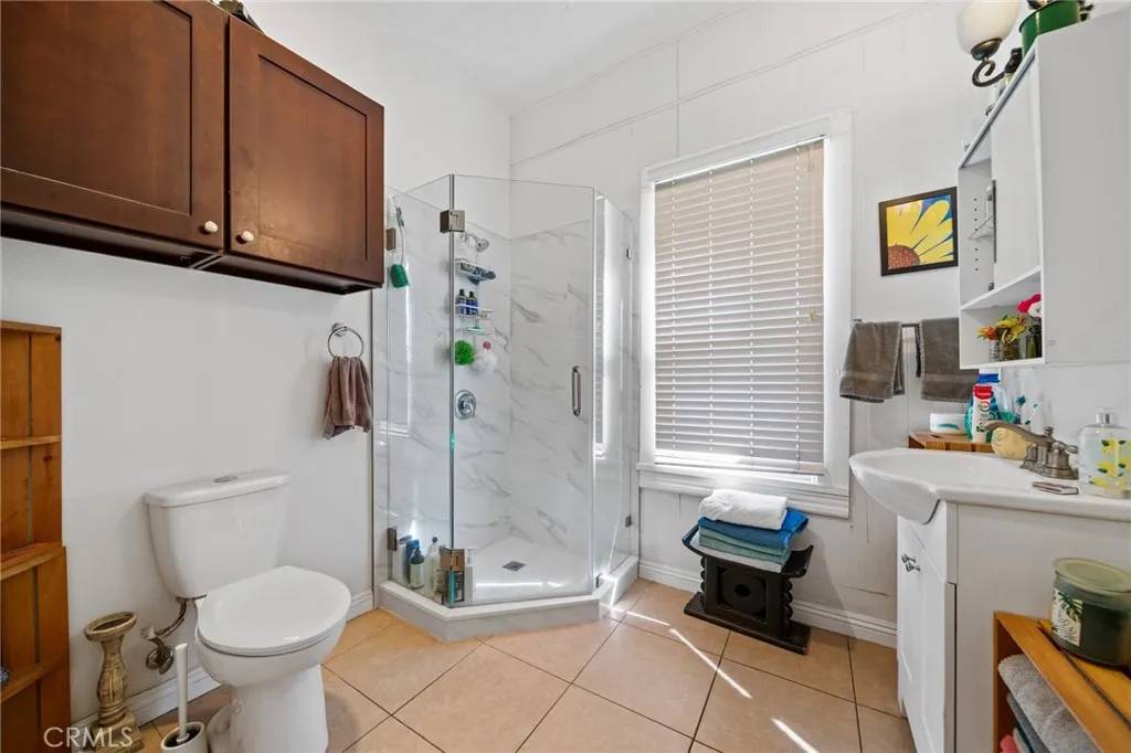 Glendora, CA 91741,156 S Pennsylvania Avenue