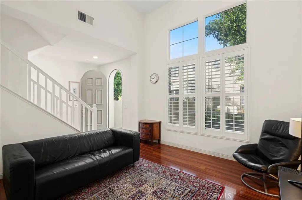 Irvine, CA 92602,9 Bonsall #61