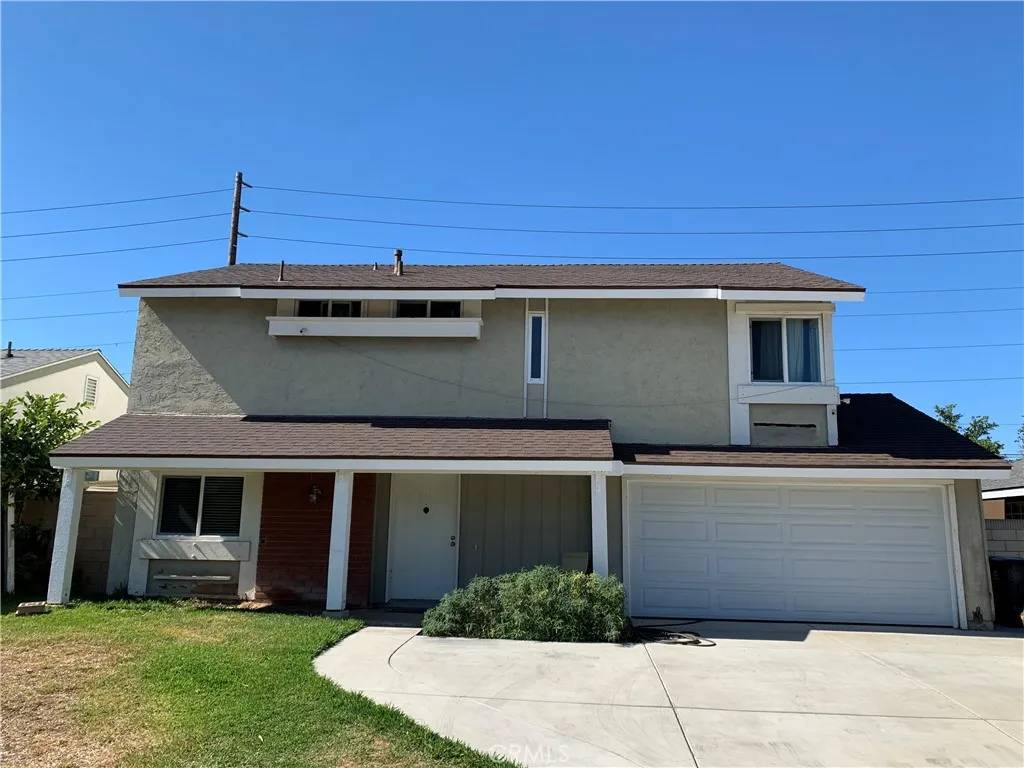 Santa Ana, CA 92704,2309 W Flora Street
