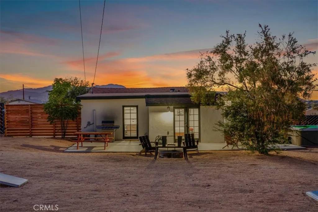 Joshua Tree, CA 92252,61853 Grand View Circle