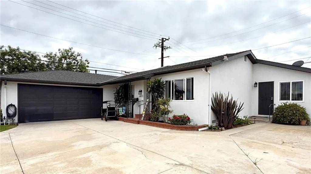 Huntington Beach, CA 92647,6472 Brown Circle
