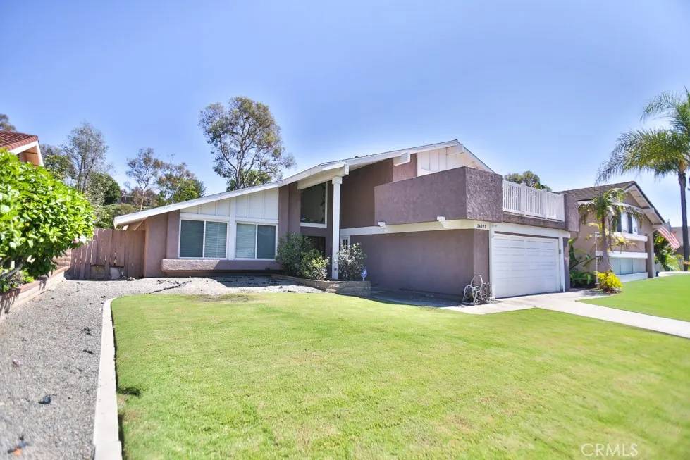 Mission Viejo, CA 92691,24392 Macedo Dr.