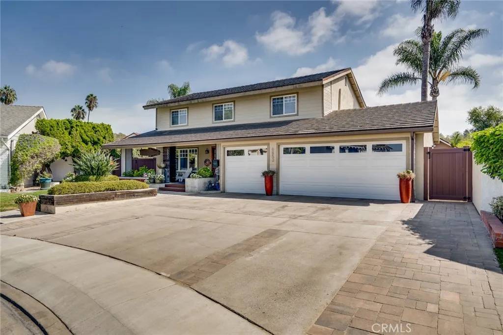 Huntington Beach, CA 92647,6852 Jardines Drive