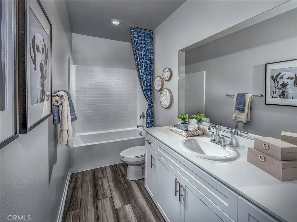 Redlands, CA 92374,2167 Bergamot Street
