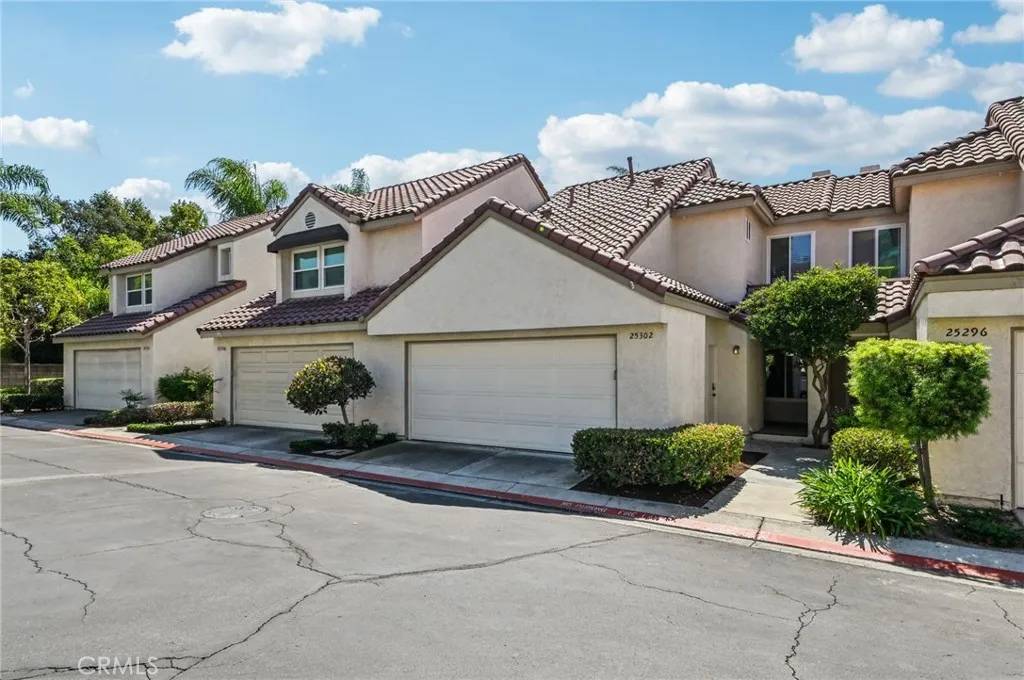 Lake Forest, CA 92630,25302 Vista Linda