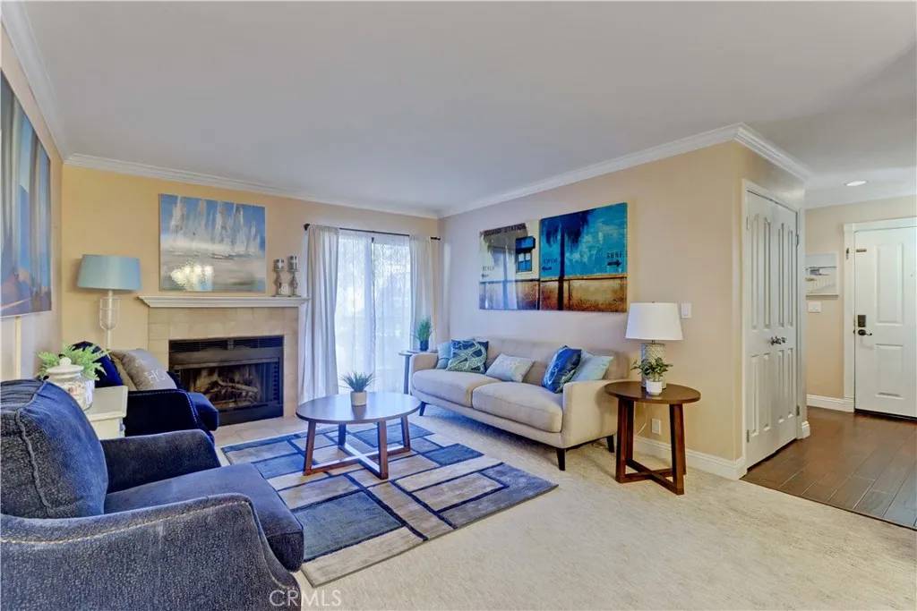 Laguna Hills, CA 92653,25541 Indian Hill #O