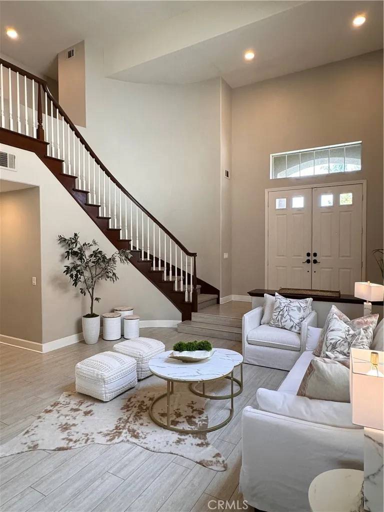 Tustin, CA 92782,11080 Hiskey Lane