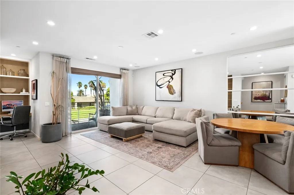 Irvine, CA 92614,151 Schick