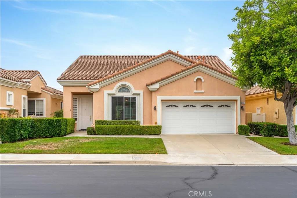 Mission Viejo, CA 92692,21511 Canaria