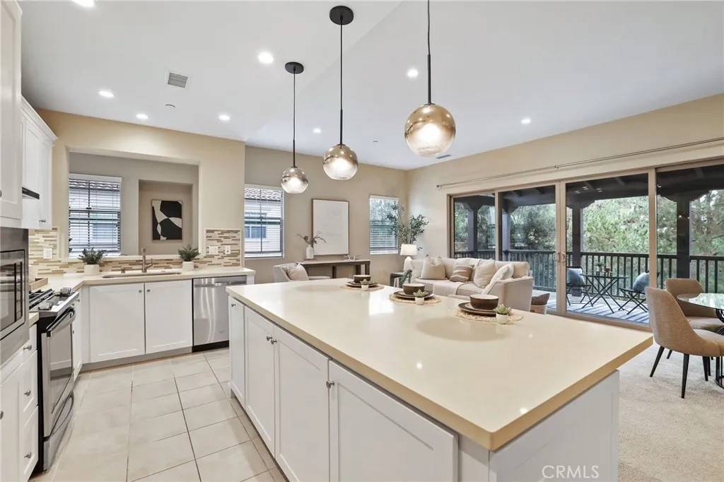 Irvine, CA 92620,172 Bishop