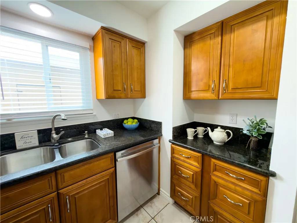 Huntington Beach, CA 92646,9745 Cornwall