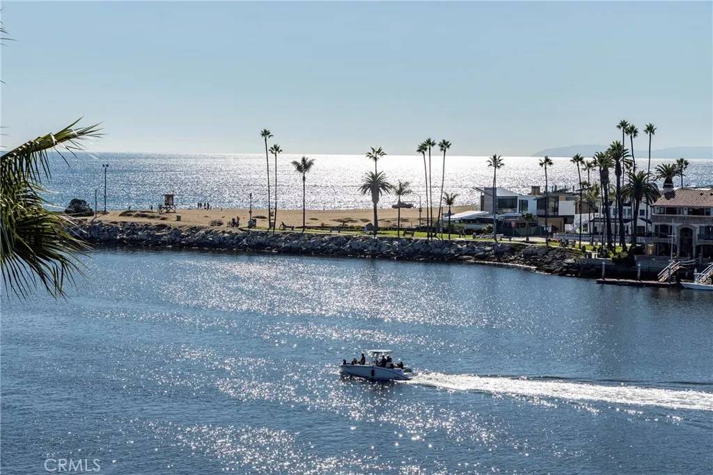 Corona Del Mar, CA 92625,2525 Ocean Boulevard #6B/C