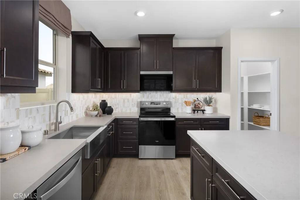 Escondido, CA 92026,2086 Woolem Place