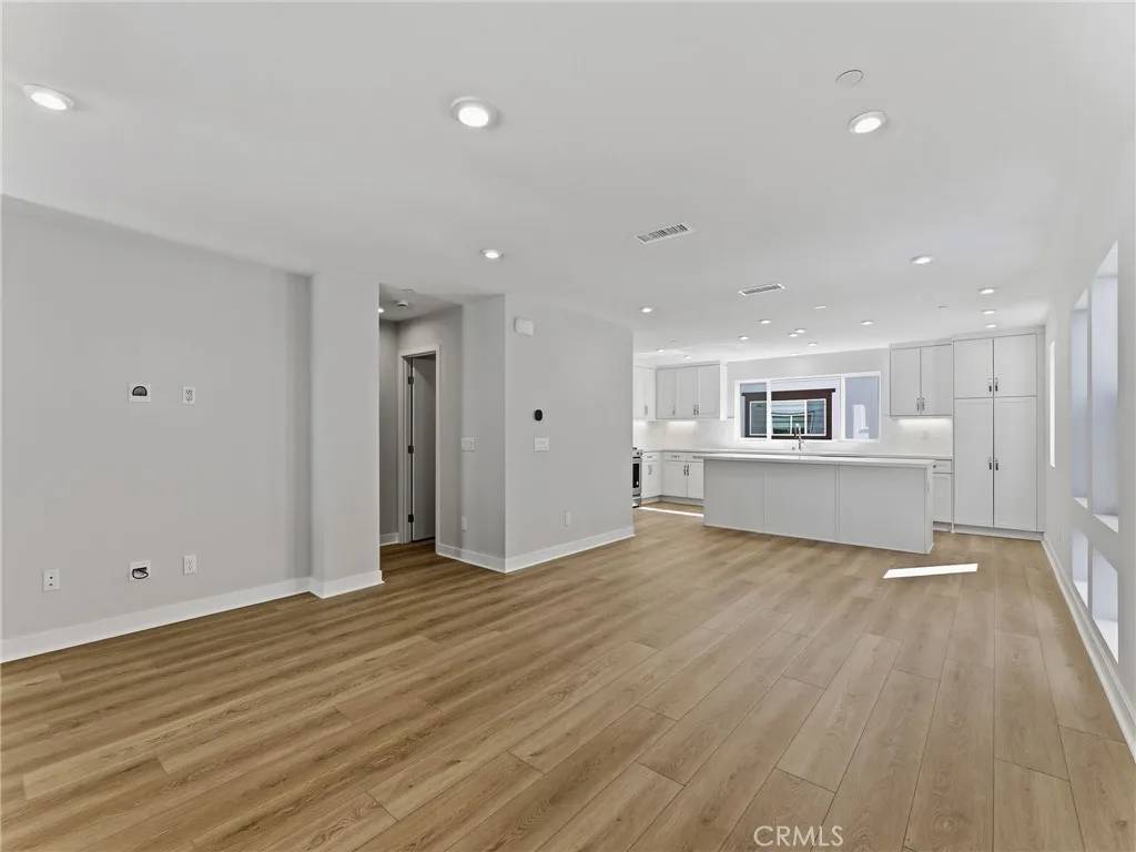 San Diego, CA 92117,4840 Canyon View