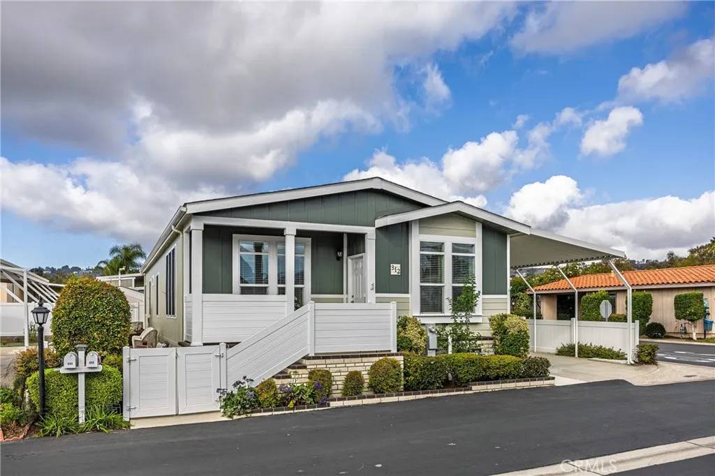 San Juan Capistrano, CA 92675,32302 Alipaz #312