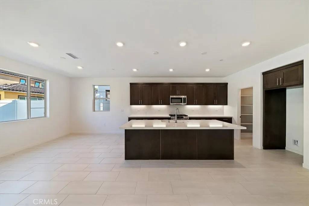 Corona, CA 92883,3809 Crossen Drive